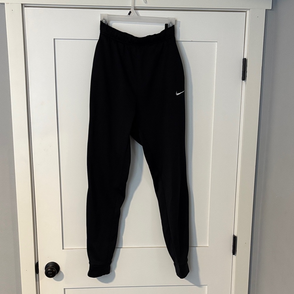Nike Mens Black Jogger Sweatpants